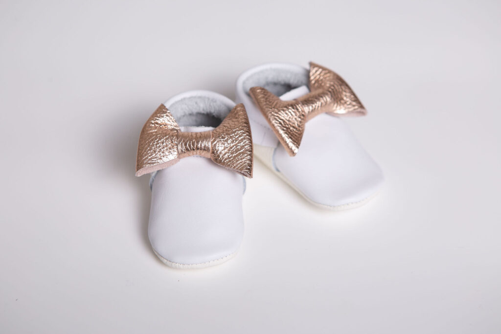 „Bow” Moccasin – White/ rose gold