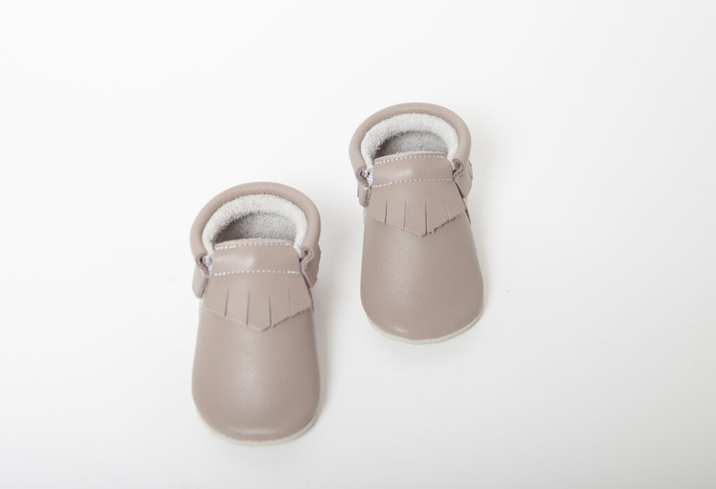 „Classic” Moccasin – Dove Gray